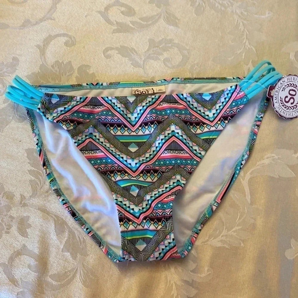 So Tribal Design Bikini Bottoms - Picture 1 of 6